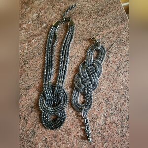 Express set of  bracelet and a necklace